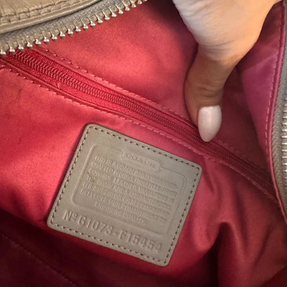 Coach Ashley Satchel - Picture 8 of 12